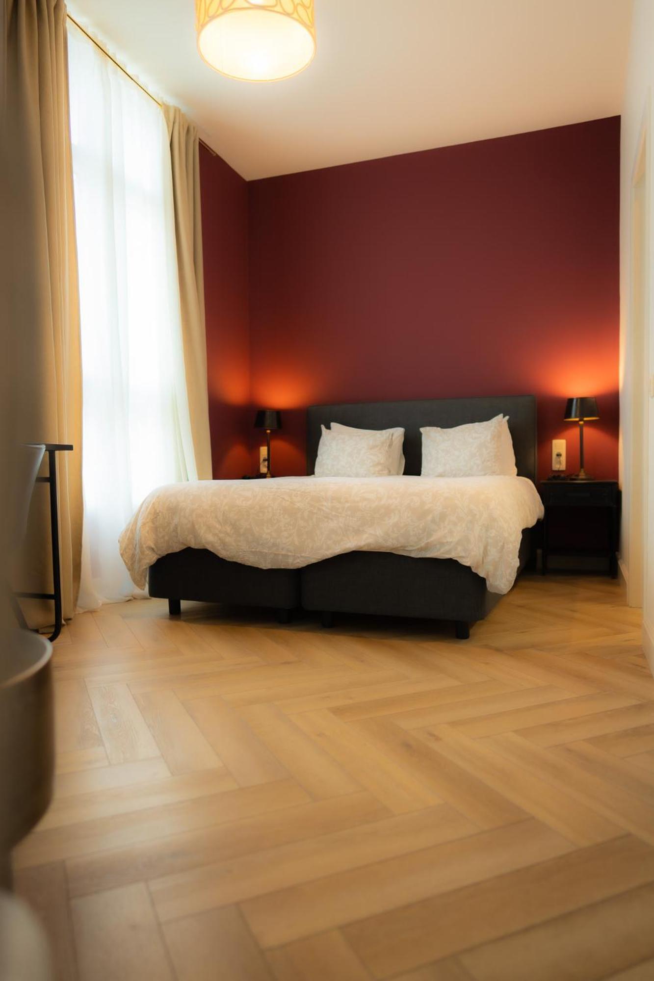 Hotel Grand Place Mons Exterior photo